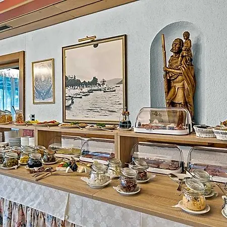Nikolasch Hotel